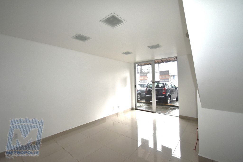 Loja para locacao no Estreito em Florianopolis com 28m² por R$ 1.600,00