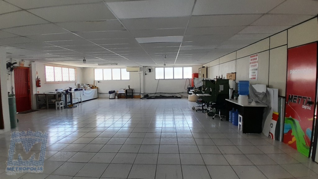 Galpão para venda no Cidade de Florianopolis em Sao Jose com 494,7m² por R$ 2.470.000,00