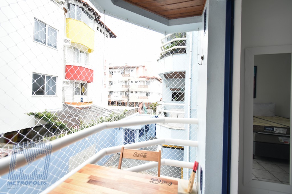 Kitnet para venda no Canasvieiras em Florianopolis com 28m² por R$ 425.000,00