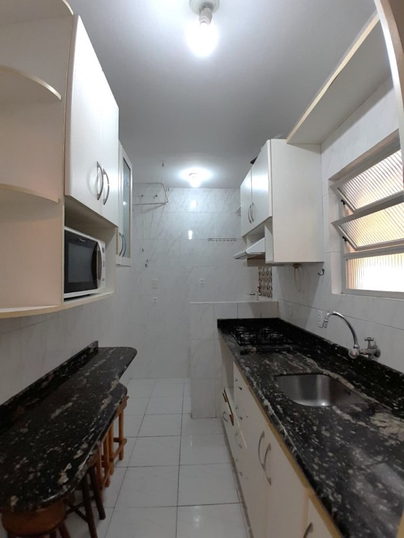 Apartamento para locacao no Centro em Florianopolis com 59,15m² por R$ 2.600,00