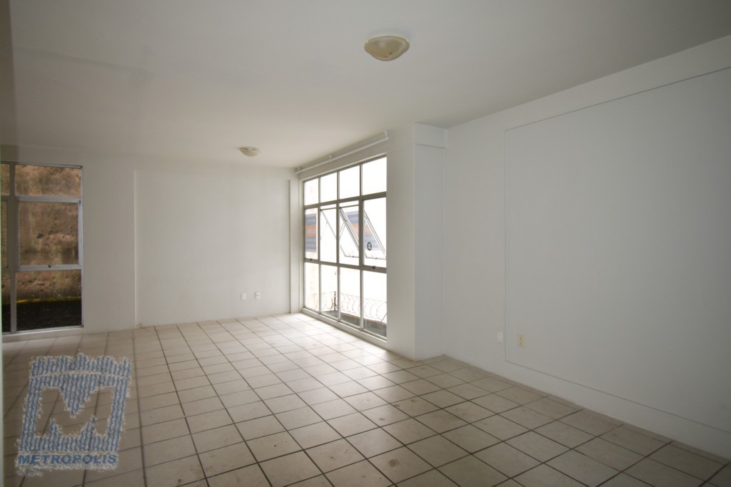 Sala para locacao no Centro em Florianopolis com 33m² por R$ 600,00