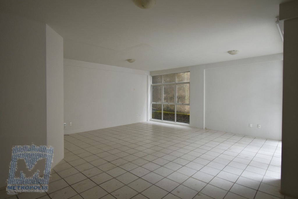 Sala para locacao no Centro em Florianopolis com 33m² por R$ 600,00