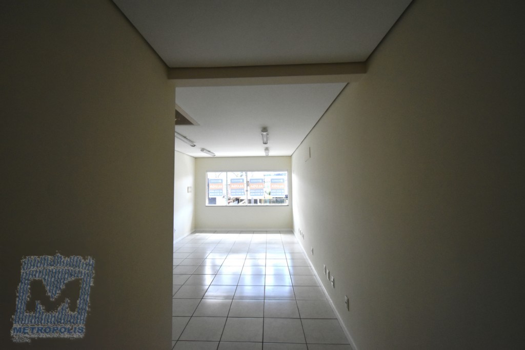 Sala para locacao no Santa Monica em Florianopolis com 40m² por R$ 2.100,00