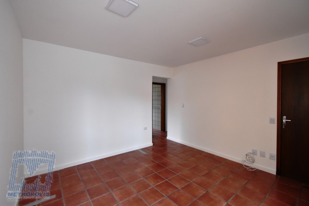 Apartamento para locacao no Canasvieiras em Florianopolis com 53,4m² por R$ 2.300,00