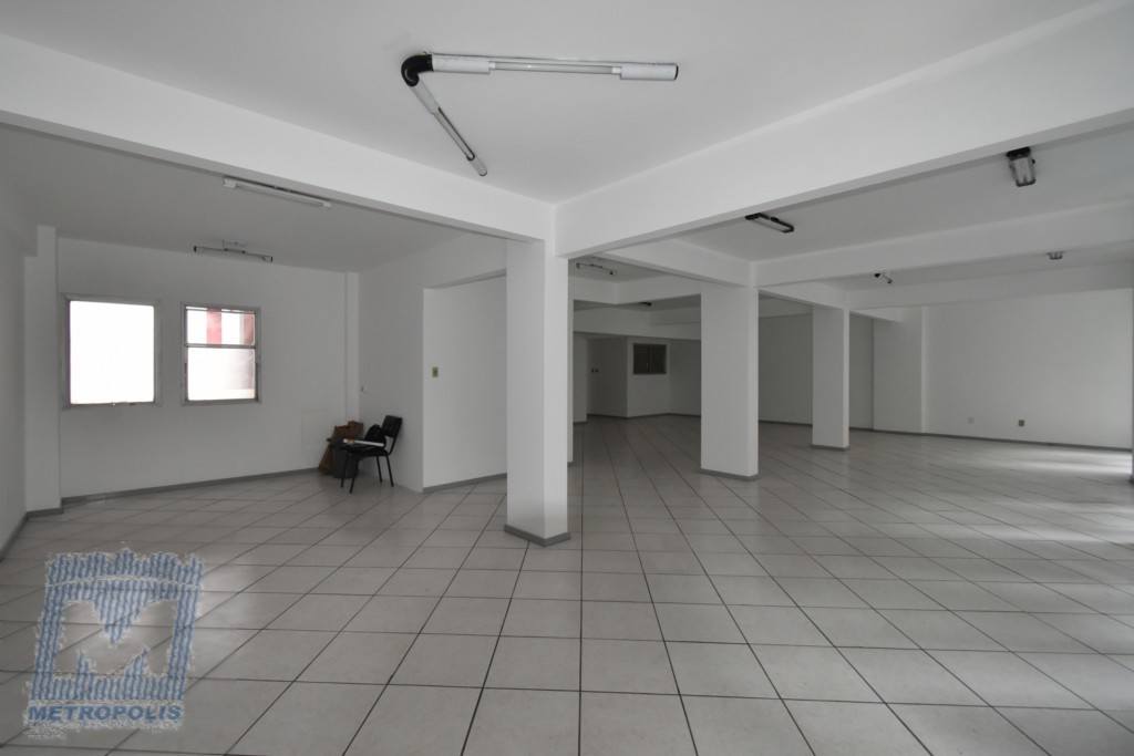 Sala para locacao no Centro em Florianopolis com 132,71m² por R$ 1.200,00