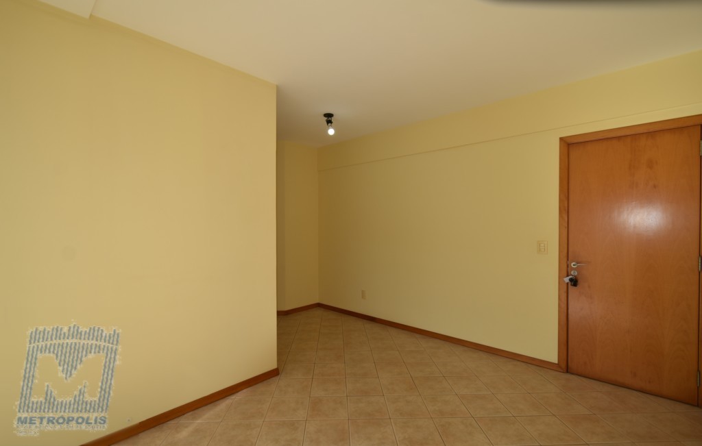 Apartamento para locacao no Saco dos Limoes em Florianopolis com 60,73m² por R$ 2.400,00