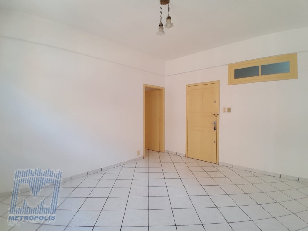 Apartamento para locacao no Centro em Florianopolis com 42,91m² por R$ 1.650,00