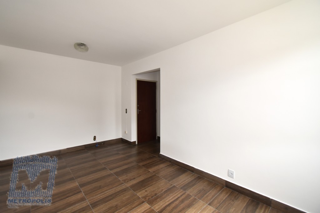 Apartamento para locacao no Carvoeira em Florianopolis com 58,5m² por R$ 2.450,00