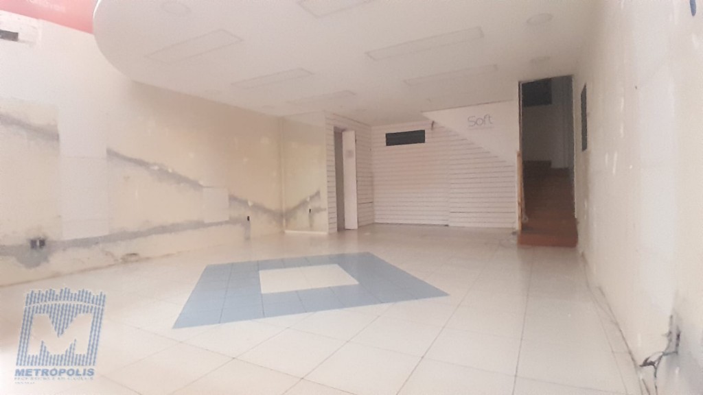 Loja para locacao no Centro em Florianopolis com 44,7m² por R$ 15.000,00