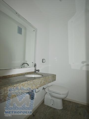 Apartamento para locacao no Centro em Florianopolis com 134,25m² por R$ 6.500,00