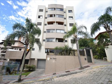 Apartamento para locacao no Pantanal em Florianopolis com 61,52m² por R$ 3.200,00
