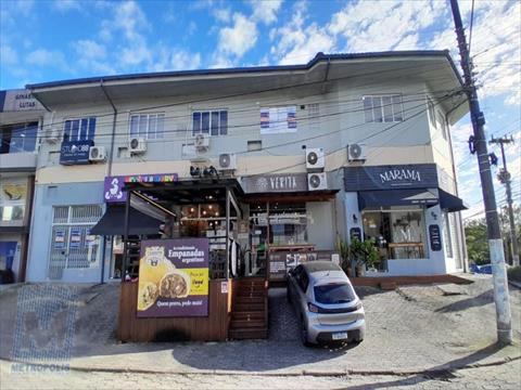 Sala para locacao no Santa Monica em Florianopolis com 16,55m² por R$ 1.500,00