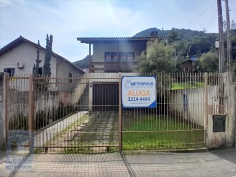 Casa Residencial para locacao no Sambaqui em Florianopolis com 185,68m² por R$ 5.900,00