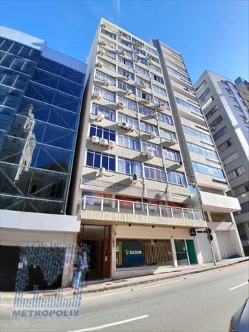 Apartamento para locacao no Centro em Florianopolis com 30,45m² por R$ 1.750,00