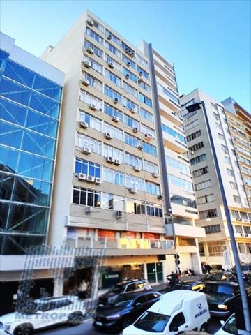 Apartamento para locacao no Centro em Florianopolis com 30,1m² por R$ 2.250,00