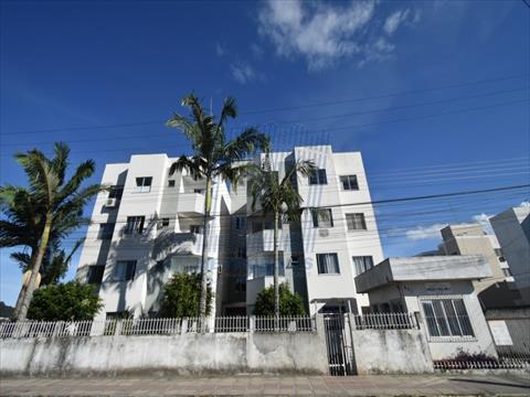 Apartamento para locacao no Forquilhinha em Sao Jose com 68,77m² por R$ 1.900,00