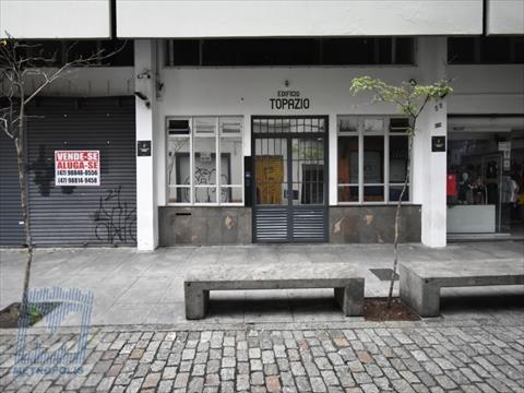 Apartamento para locacao no Centro em Florianopolis com 72,14m² por R$ 2.500,00