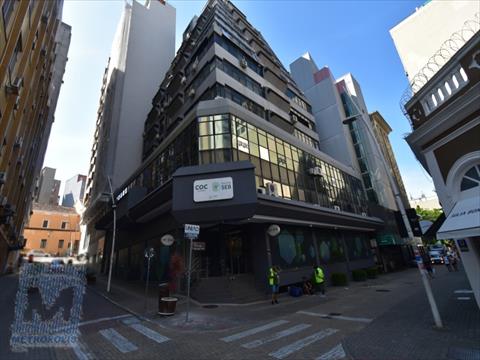 Sala para locacao no Centro em Florianopolis com 27,6m² por R$ 470,00
