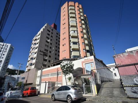 Apartamento para locacao no Centro em Florianopolis com 32,25m² por R$ 2.100,00
