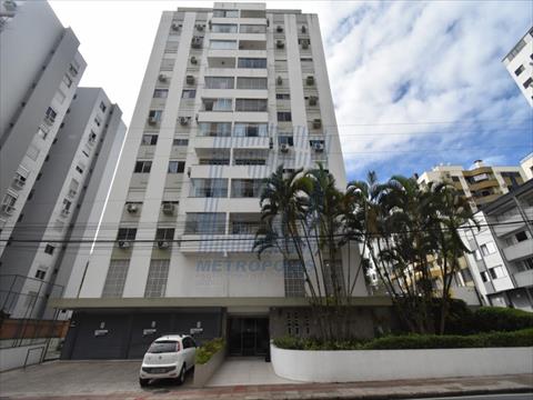 Apartamento para locacao no Centro em Florianopolis com 97,93m² por R$ 4.200,00