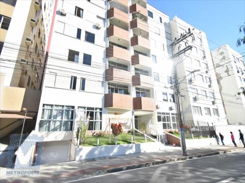Apartamento para locacao no Centro em Florianopolis com 100,87m² por R$ 3.300,00