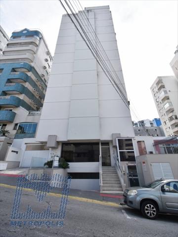 Apartamento para locacao no Centro em Florianopolis com 61,71m² por R$ 2.500,00
