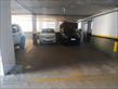 Vaga de garagem. Tranca o carro de tras