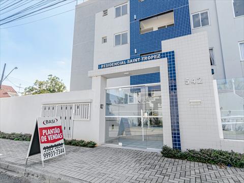 Apartamento para venda no Centro em Pinhais com 126,41m² por R$ 445.000,00