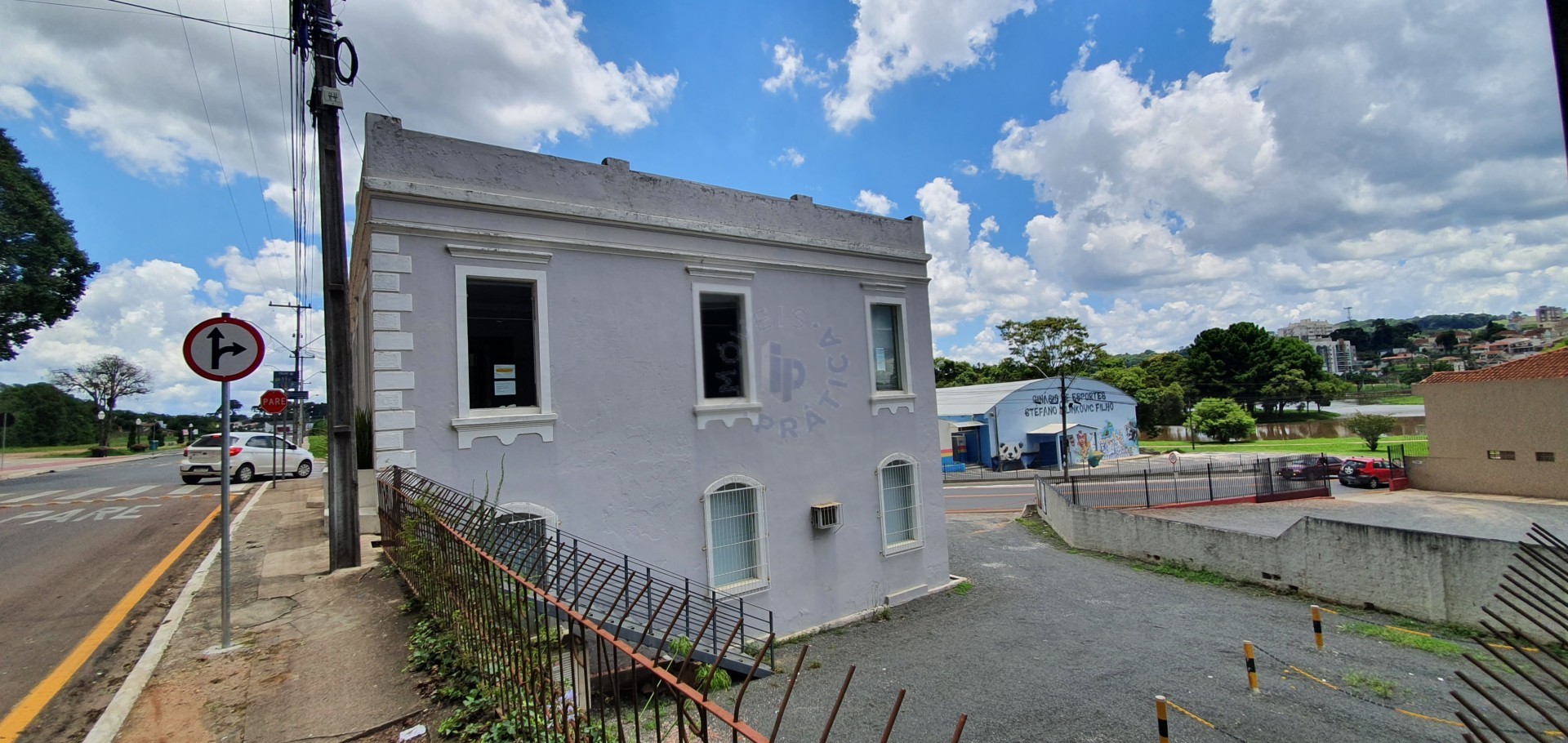 Comercial com 0 quartos no Centro em Castro / PR com 1 vagas de garagem, 144m² para Locação por