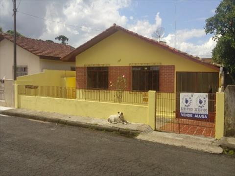 Casa no Centro em Castro Casa para venda no Centro em Castro com 150m² por R$ 265.000,00