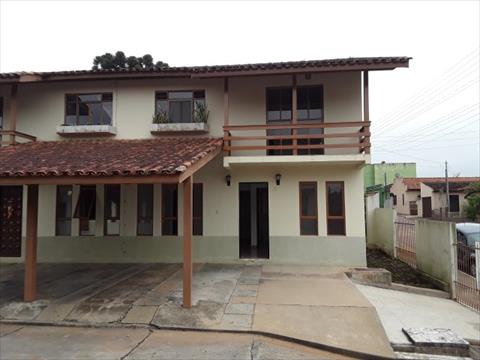 Sobrado no Centro em Castro Sobrado para venda no Centro em Castro com 103m² por R$ 320.000,00