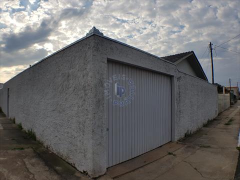 Casa no Nucleo Habitacional Padre Piva em Castro Casa para venda no Nucleo Habitacional Padre Piva em Castro com 220m² por R$ 360.000,00