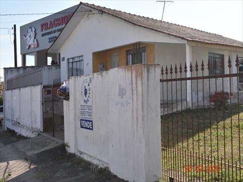 Casa no Centro em Castro Casa para venda no Centro em Castro com 152m² por R$ 700.000,00