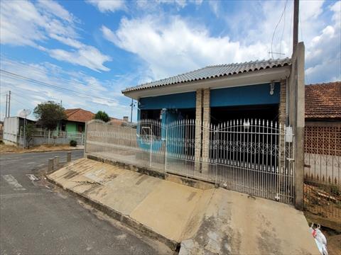 Casa no Vila Rio Branco em Castro Casa para venda no Vila Rio Branco em Castro com 126m² por R$ 350.000,00