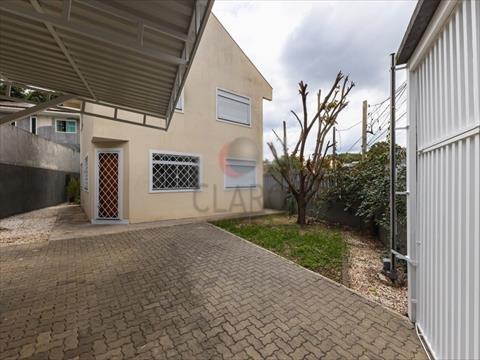 Sobrado para locacao no Barreirinha em Curitiba com 282m² por R$ 4.000,00