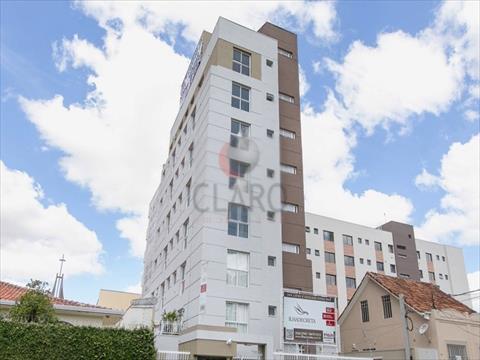 Casa Residencial para locacao no Cristo Rei em Curitiba com 44m² por R$ 2.300,00
