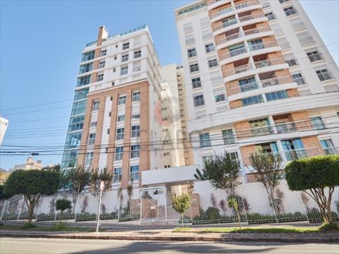 Apartamento para locacao no Centro em Curitiba com 241,12m² por R$ 6.500,00