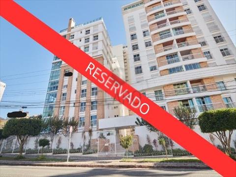 Apartamento para locacao no Centro em Curitiba com 241,12m² por R$ 6.500,00
