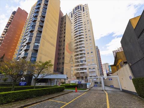 Apartamento para venda no Centro em Curitiba com 146,61m² por R$ 1.100.000,00