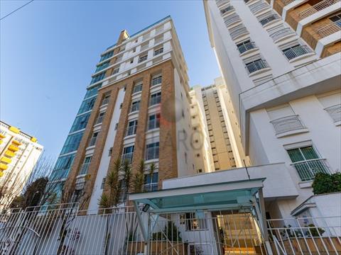 Apartamento para venda no Centro em Curitiba com 219m² por R$ 1.700.000,00