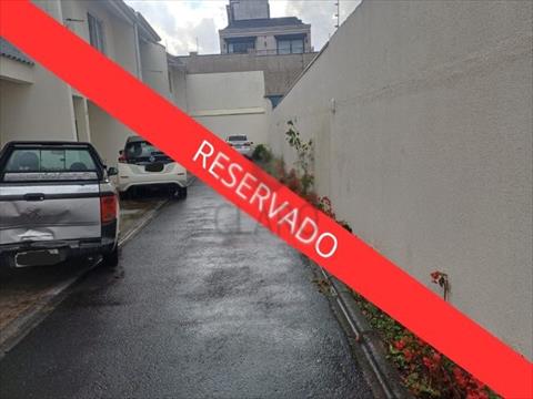 Sobrado em Condomínio para locacao no Boqueirao em Curitiba com 70m² por R$ 2.600,00