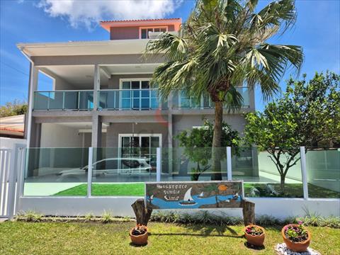 Sobrado para venda no Atami Norte em Pontal do Parana com 381,69m² por R$ 2.277.000,00