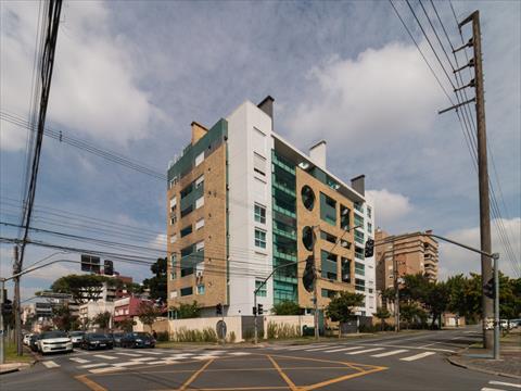 Cobertura para locacao no Alto da Rua XV em Curitiba com 252,7m² por R$ 4.900,00