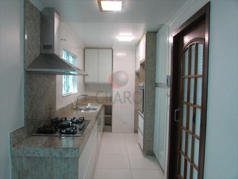 Sobrado para locacao no Centro Civico em Curitiba com 160,54m² por R$ 5.500,00