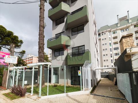Apartamento para locacao no Juveve em Curitiba com 30m² por R$ 2.000,00