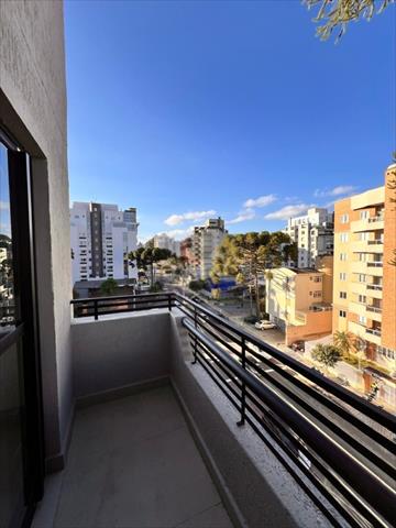 Apartamento para locacao no Juveve em Curitiba com 30m² por R$ 2.000,00