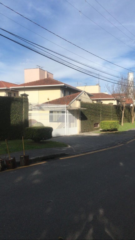 Apartamento para alugar em Capao Raso, Curitiba — Portal Chave Fácil