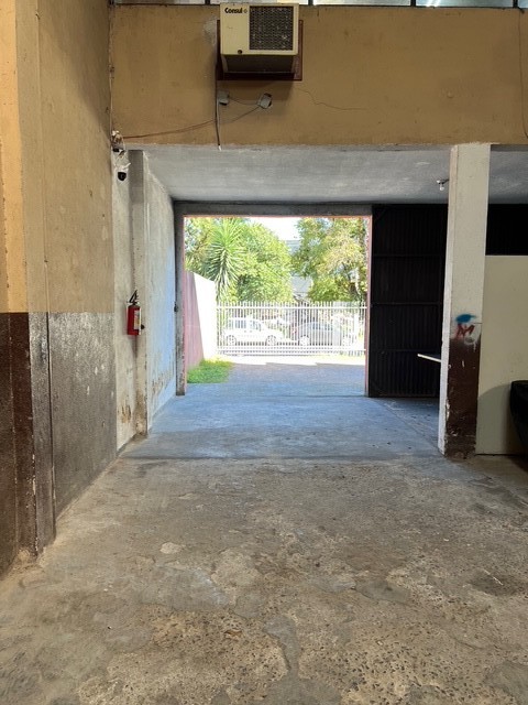 Barracão/Galpão à venda em Hauer, Curitiba — Portal Chave Fácil