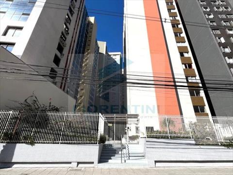 Apartamento para vendalocacaovenda e locacao no Batel em Curitiba com 149,99m² por R$ 790.000,005.625,00