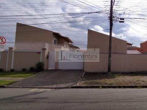Sobrado para locacao no Boqueirao em Curitiba com 101,32m² por R$ 3.625,00